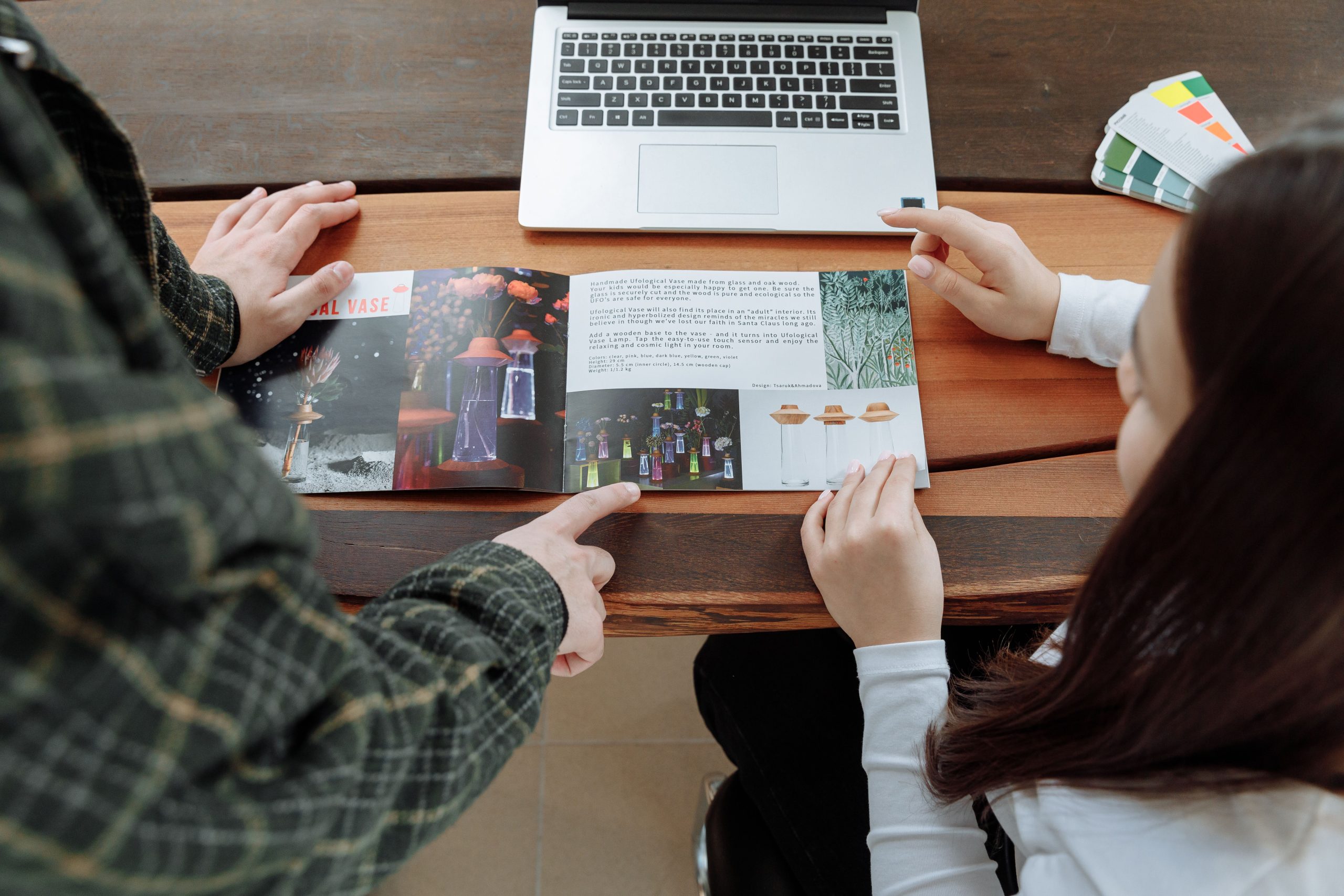 Création et guide brochure professionnelle