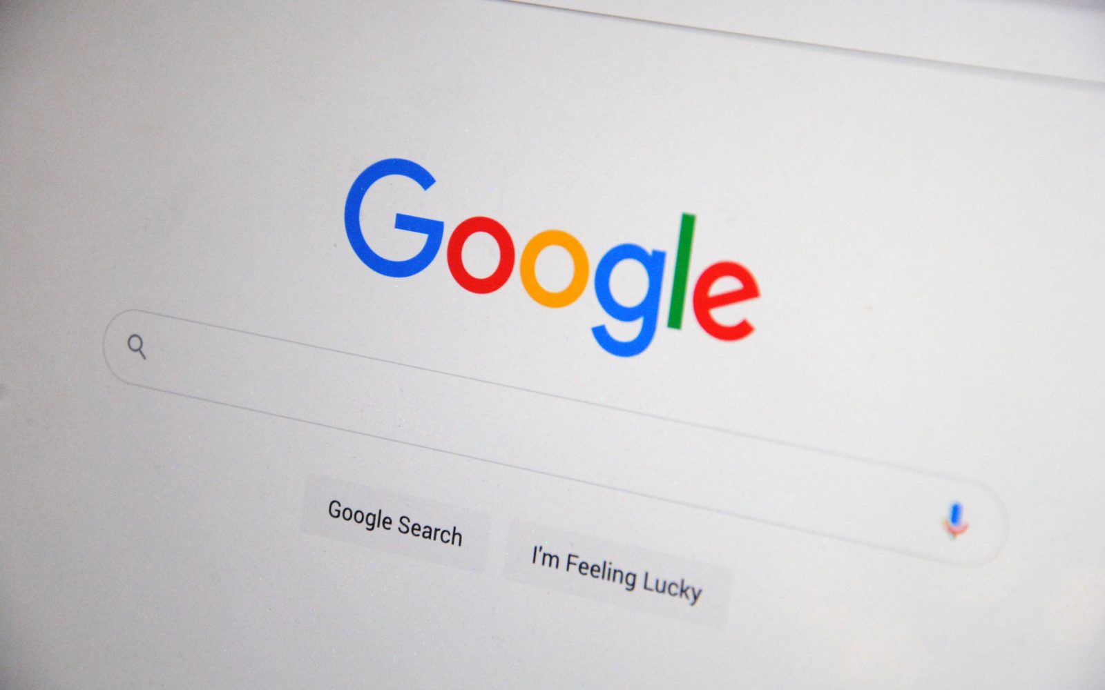 Page d'accueil Google affichée sur écran