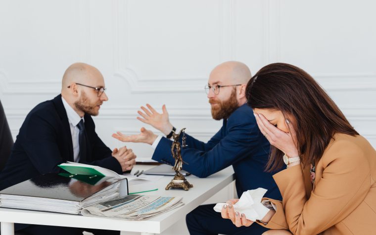 Avocat mediateur discussion couple pension alimentaire