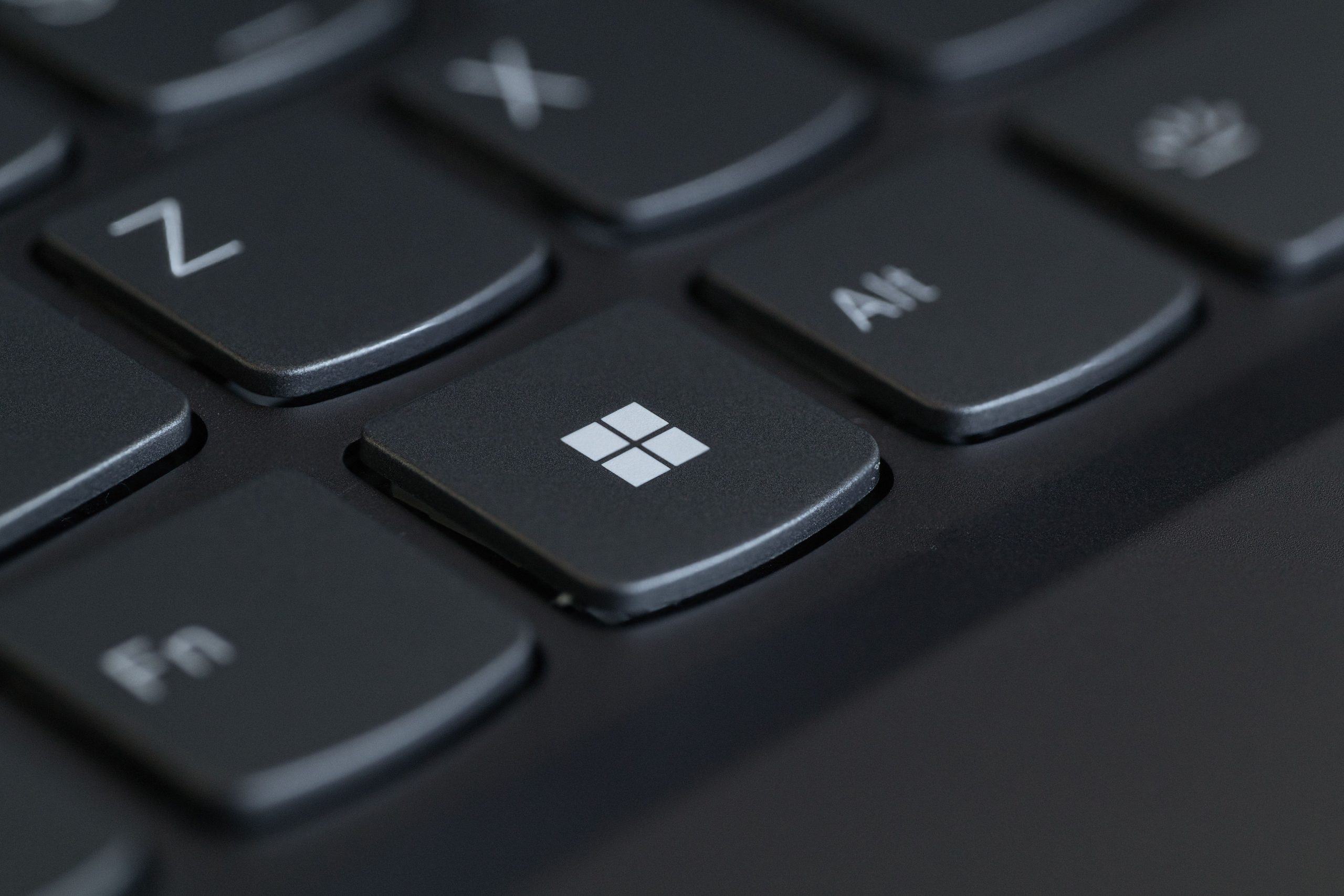 Clavier d'ordinateur avec touche Windows en évidence